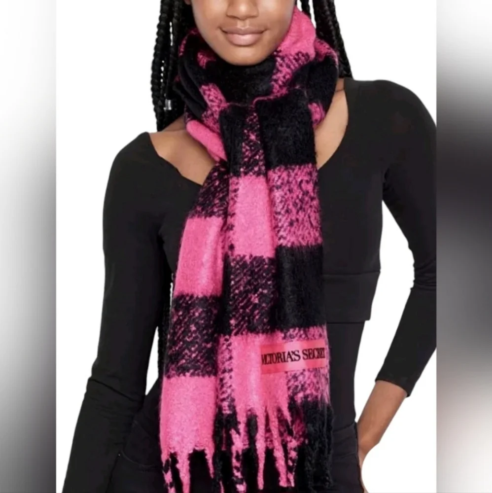 Victoria's Secret Hot Pink Black Buffalo Plaid Soft Knit Fringe Scarf Embroidery